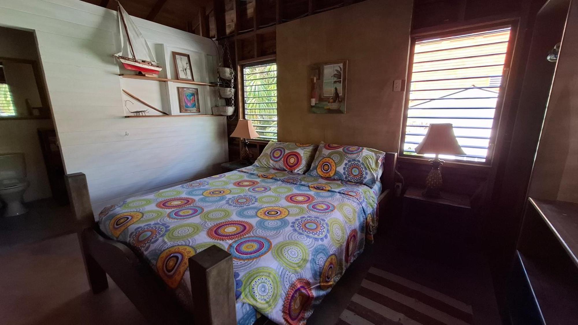 Amanda'S Place Casa Amancer - Sea View, Pool And Tropical Garden Caye Caulker Eksteriør billede