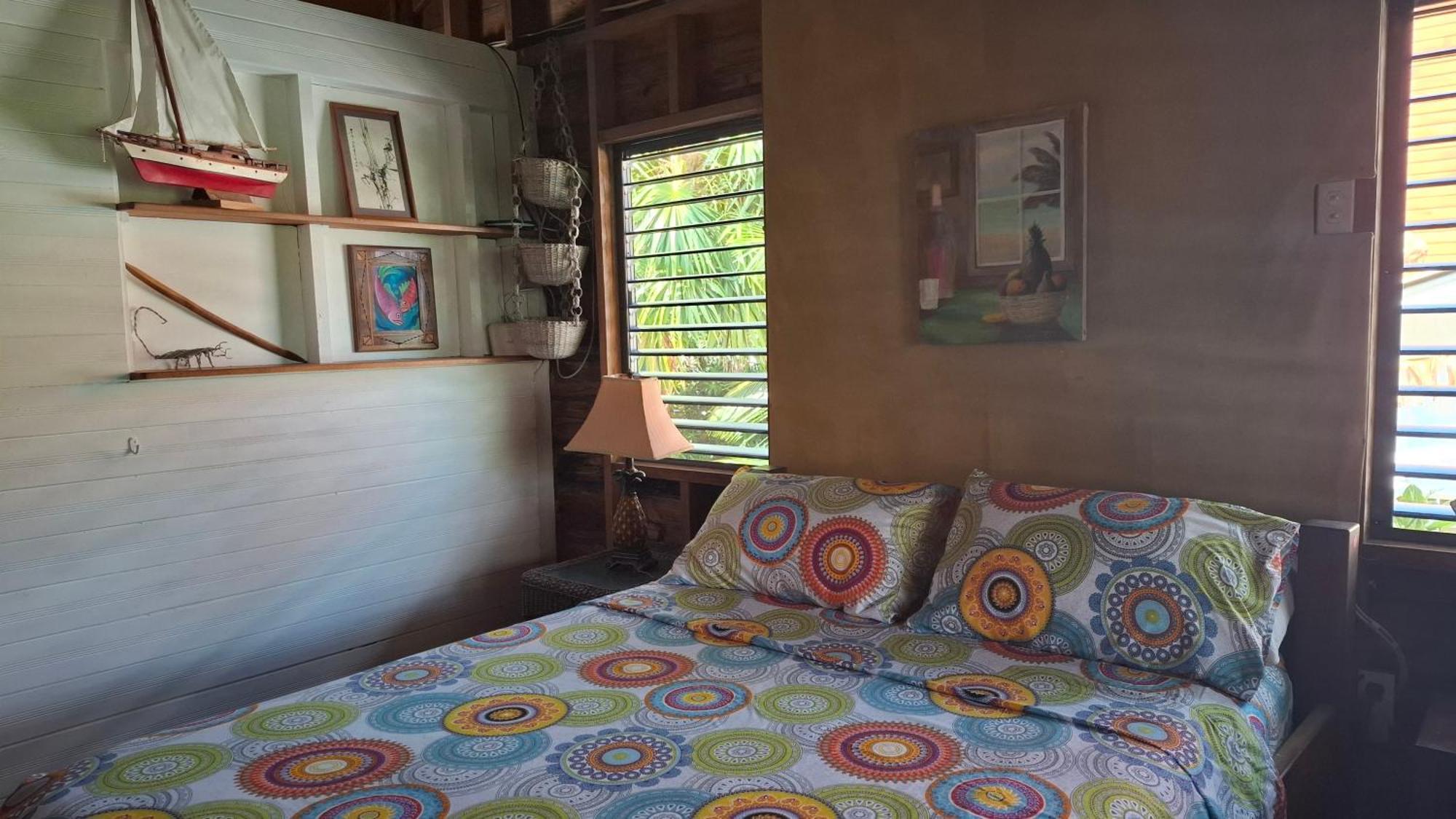 Amanda'S Place Casa Amancer - Sea View, Pool And Tropical Garden Caye Caulker Eksteriør billede